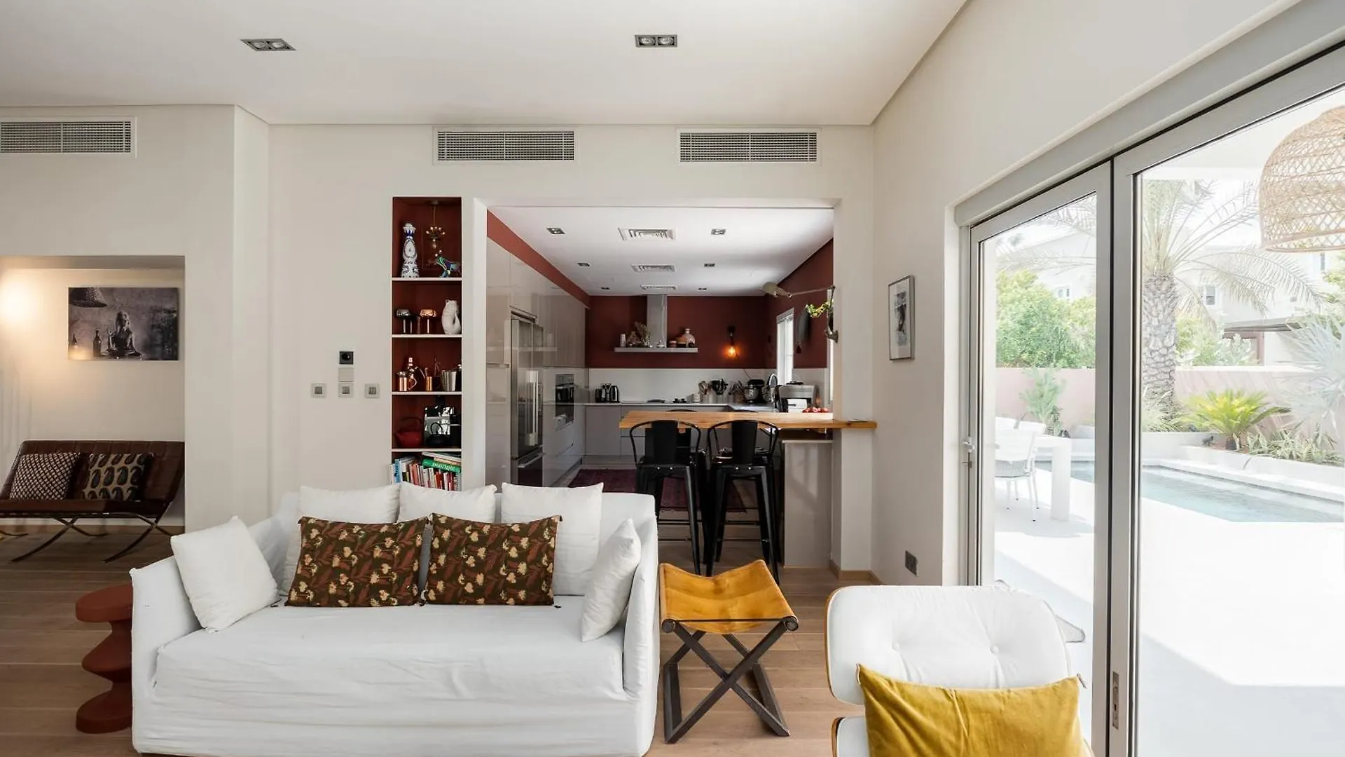 Villa Deema The Lakes Luxury 3 Bd Pool Dubai